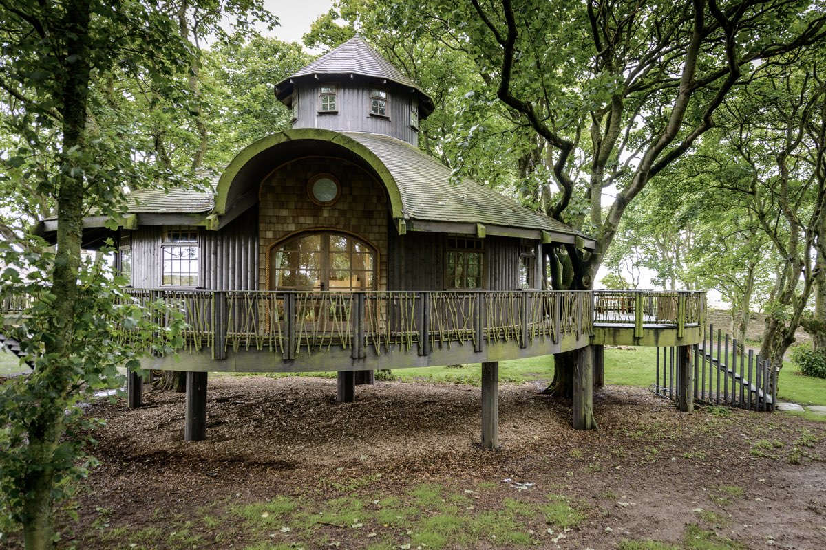 Ackergill Tower, Scotland - best treehouse retreats