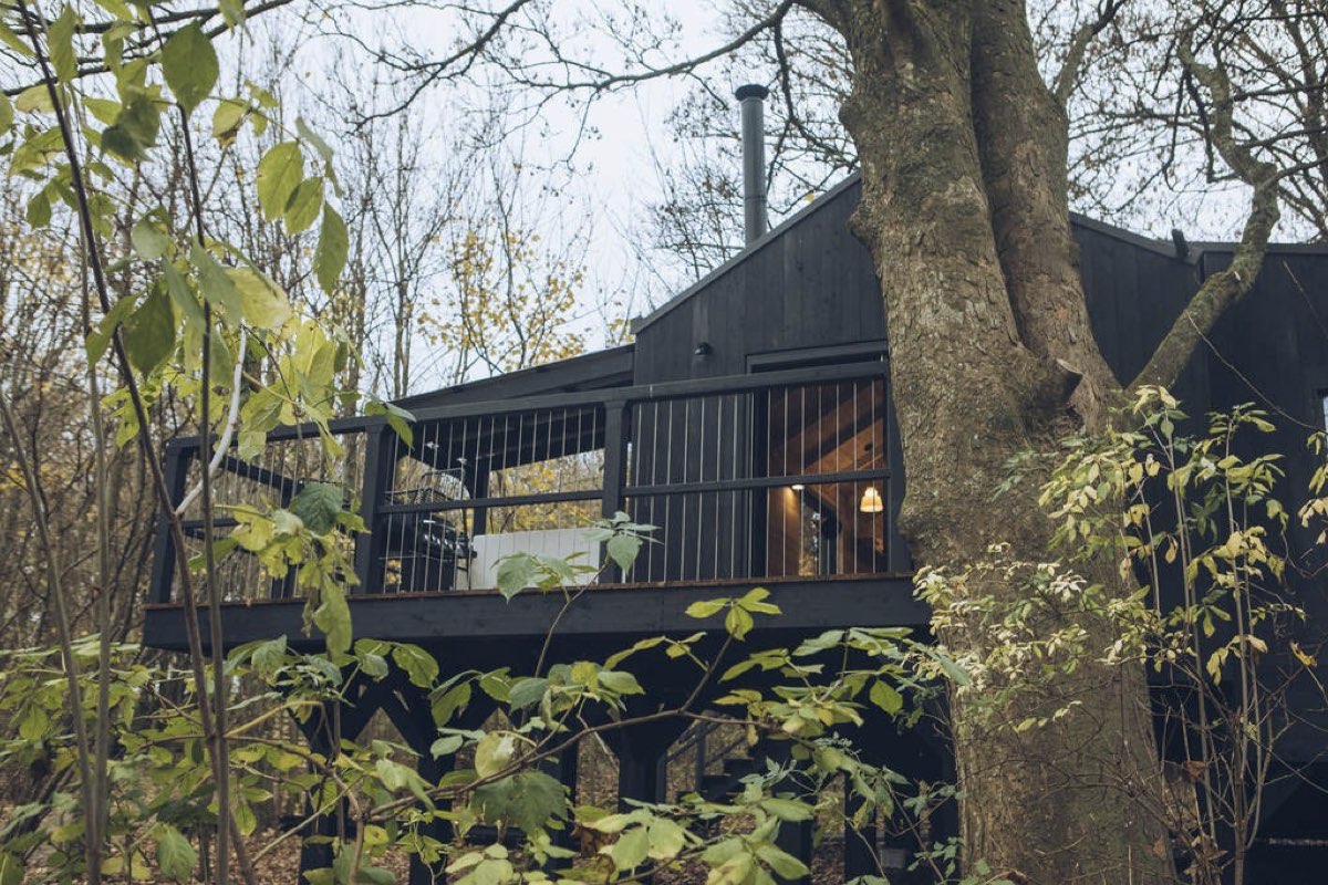 The Perigord Treehouse - best treehouse breaks