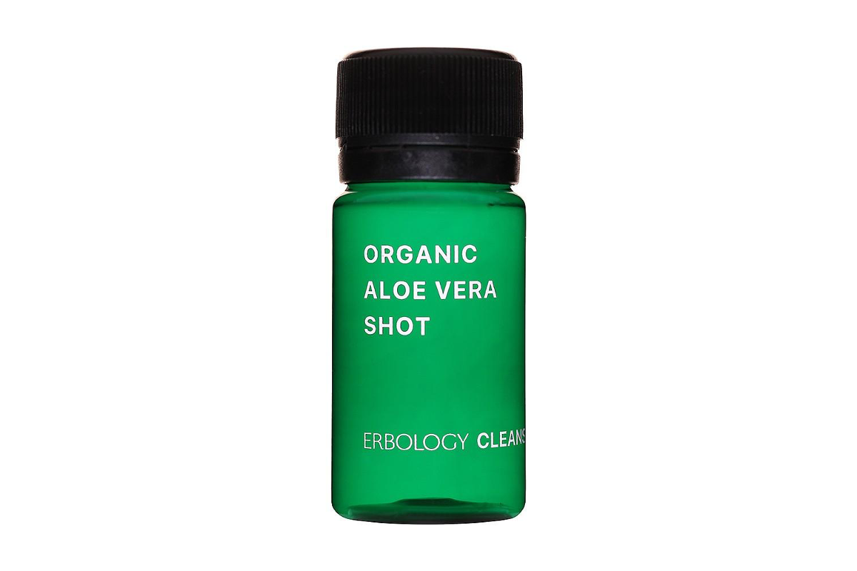 Organic aloe vera juice shot