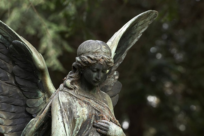  Angel on a old graveyard